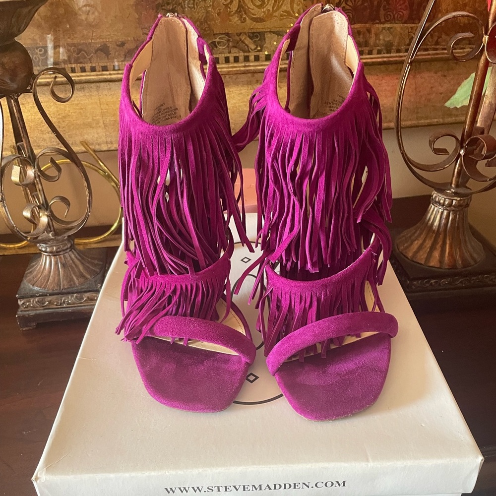 Steve Madden Fringly Purple Suede Sandals